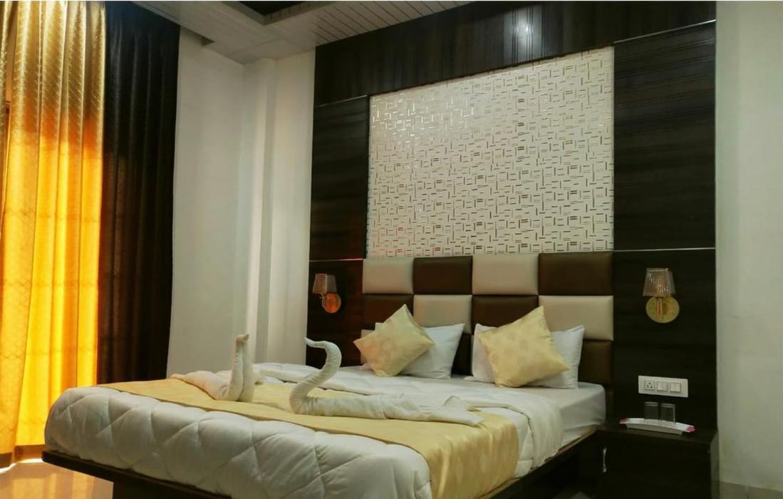 Royal Honey Resort Mahābaleshwar Extérieur photo